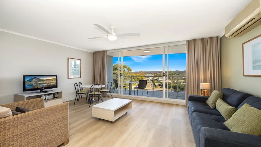HINTERLAND LUXURY - ETTALONG BEACH RESORT - Image 1