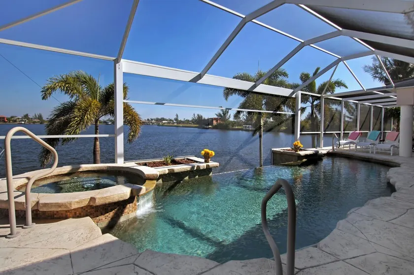 31% FRA! -SWFL huslejer - Villa Laguna - Rummeligt Canal Home 6 sovepladser - Image 1