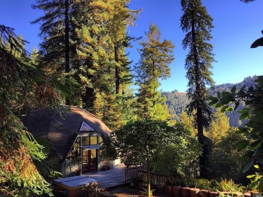 * NEUES ANGEBOT * Redwood Dome Retreat | Ansichten, Privatsphäre, Whirlpool - Image 1