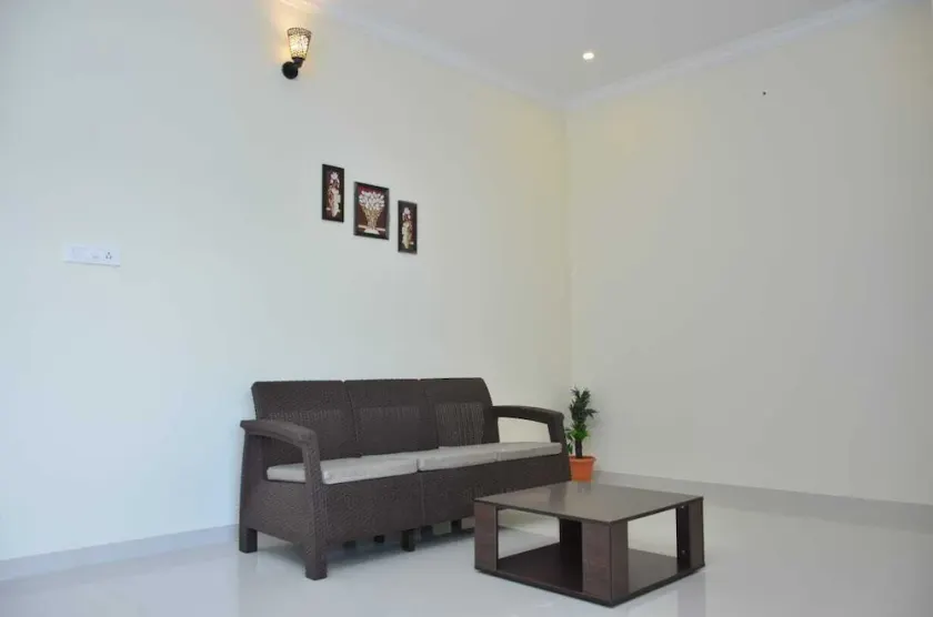 Deluxe Rooms - The Surrya Max Residency - Pollachi - Image 1