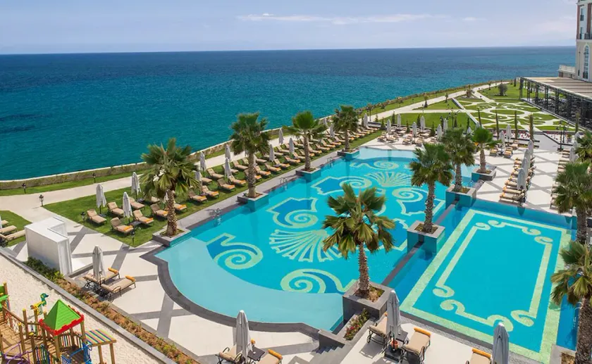 Kaya Palazzo Resort & Casino - Image 1