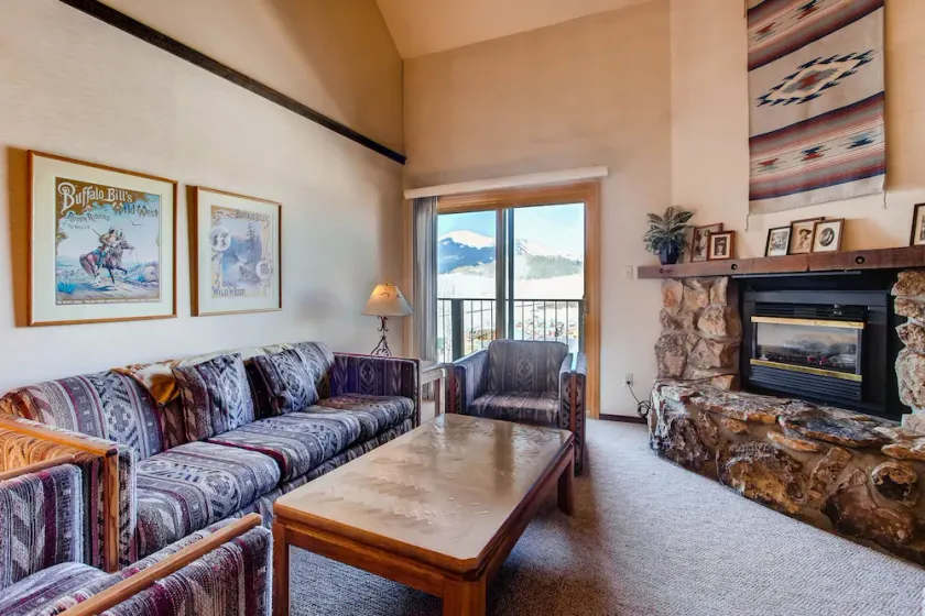 Unique, Mountain 4 Br Condo Condo - Image 1