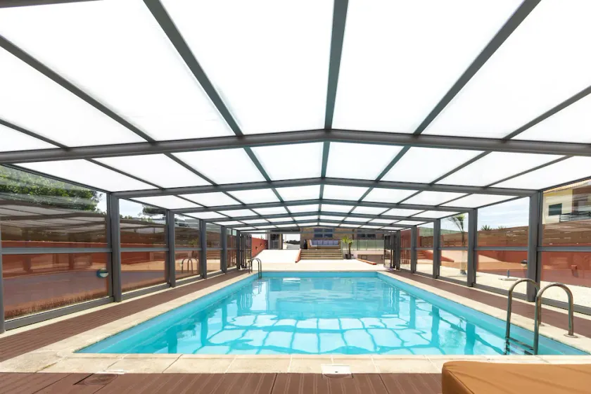 PRAIA DA TORREIRA - Indoor pool with hot water all year round. - Image 1