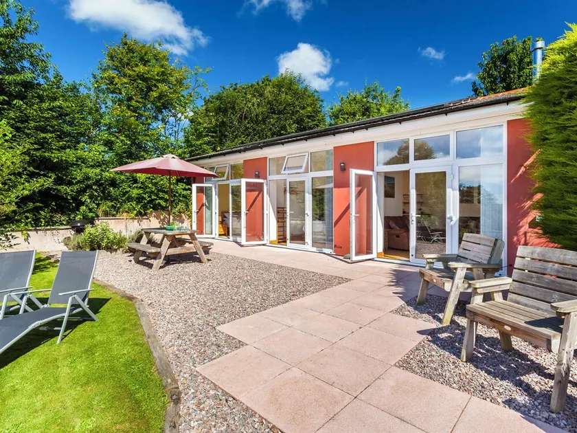 2 bedroom accommodation in Braunton, near Barnstaple - Image 1
