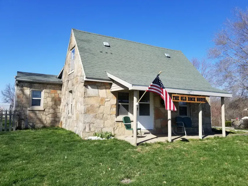 The Old Rock House !! - Image 1