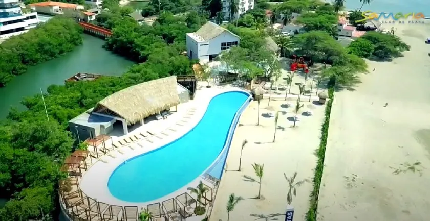 Luxury 3 Bed Apartment with private beach and beach views - Samaria Beach Club - Image 1