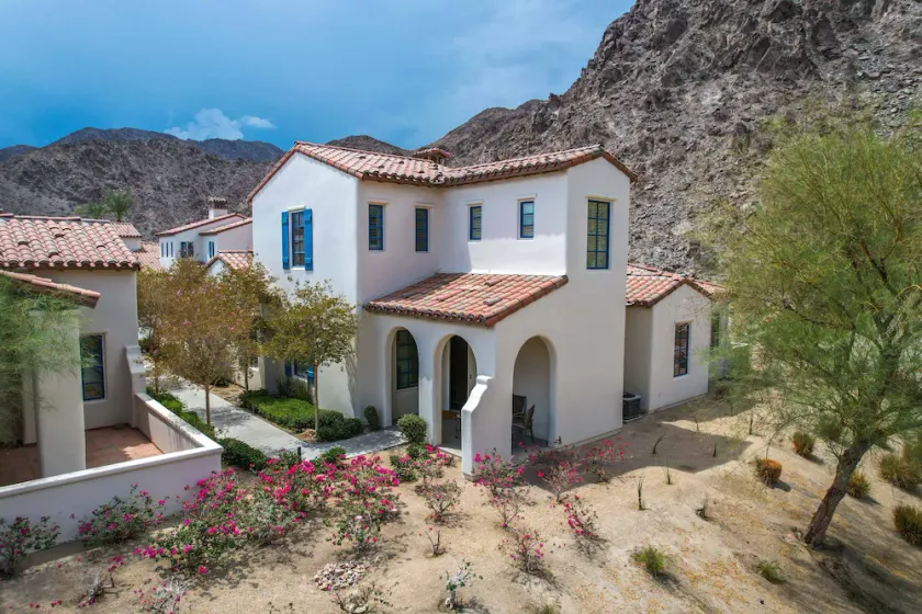 110414 3BR Stunning Spacious Resort Villa Gorgeous Mt Views Pool/Spa steps away  - Image 1