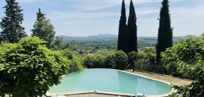 Villa à flanc de colline - Image 1