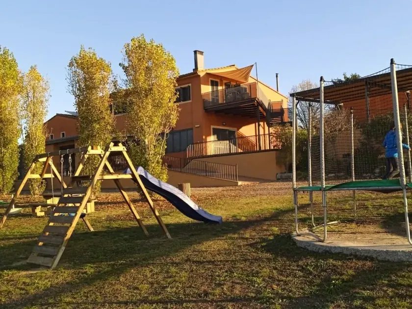 Maison confortable près de Banyoles. Barbecue et piscine privée. - Image 1