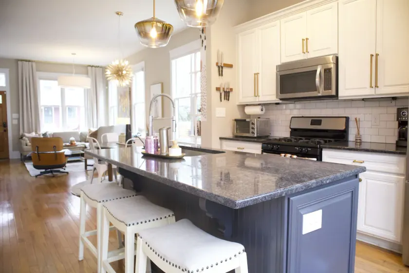 Modern 3bd House Downtown Raleigh - Image 1