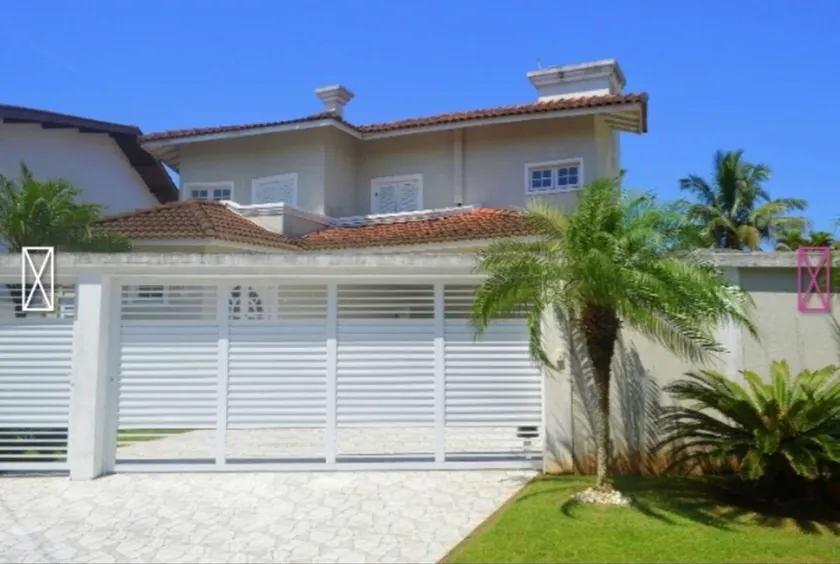 HOUSE IN GARDEN ACAPULCO GUARUJA CONDO (POOL, BARBECUE, 4 SUITES) - Image 1