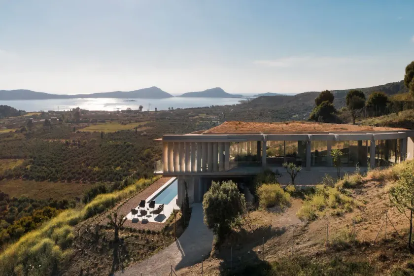 Designer Villa Ori seaview private pool sleeps 8 - Image 1