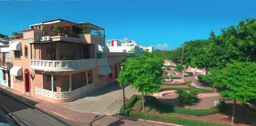 Casa Del Sol is a mansion located in the heart of the colonial zone. - Image 1