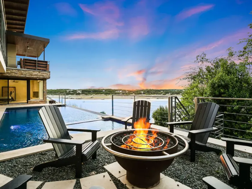 Modern Midcentury Lakefront with pool, hot tub, & private boat dock/Boat rentals - Image 1