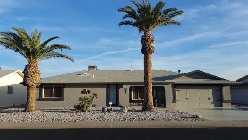 Sonnet Sunshine Retreat - Your Home Base in Sunny Sun City West! - Image 1