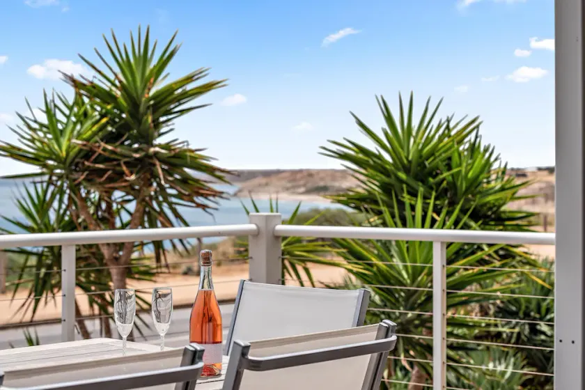 Percival Point - Port Willunga - C21 SouthCoast Holidays - Image 1