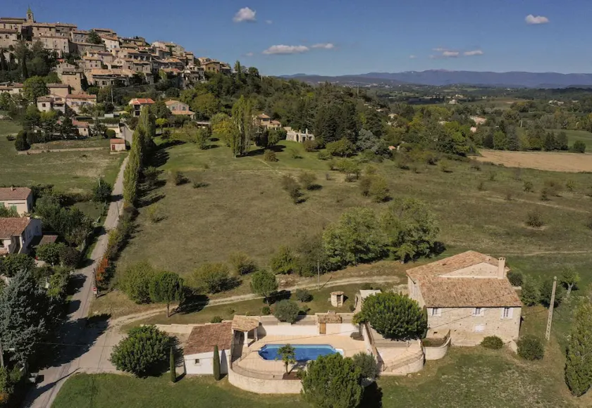 La Verdette, house sleeps 7, private pool, garden with trees - Image 1