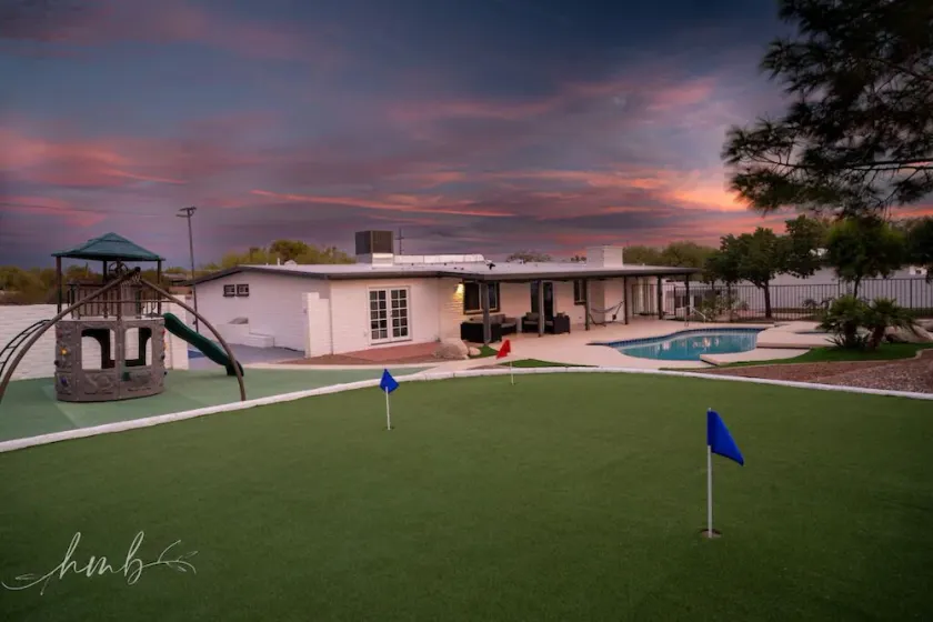 Pickleball, Pool, Spa & Guest House - Image 1