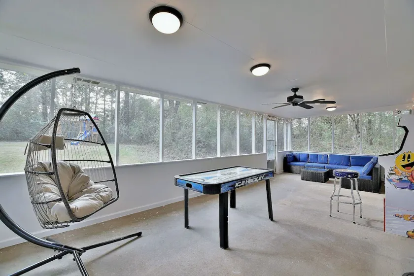 5BR, 3BA Spacious N. Columbus Villa w/Hot Tub, BBQ, Play Area, 13 mi. to Benning - Image 1
