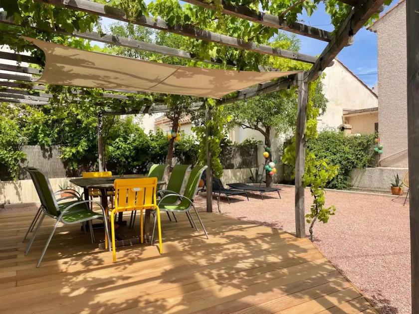 MAISON de pêcheur avec jardin totalement rénovée à proximité du port. - Image 1