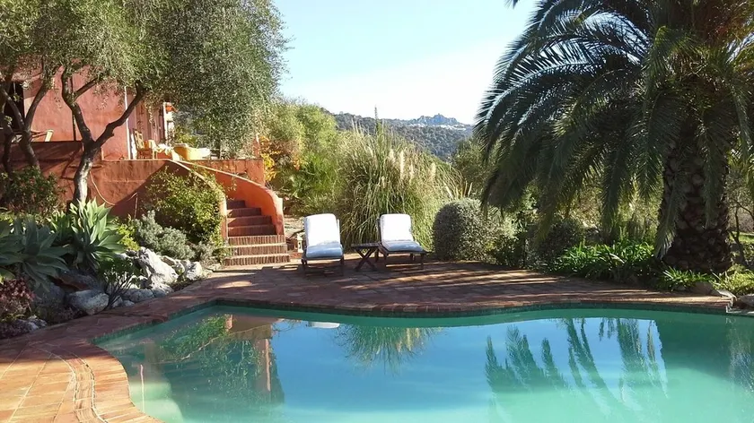 romantic retreat with magnificant views,pool and WIFI - Image 1