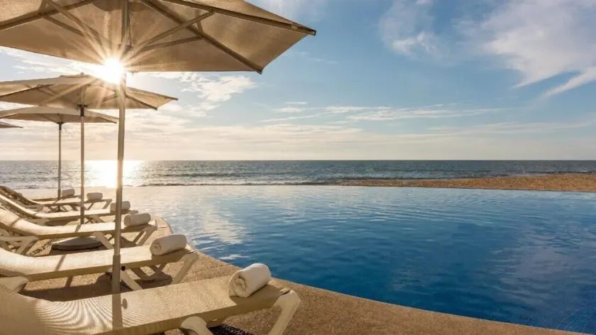 Tasteful 1BR Condo in Park Royal Mazatlan with Gym & Pool - Image 1
