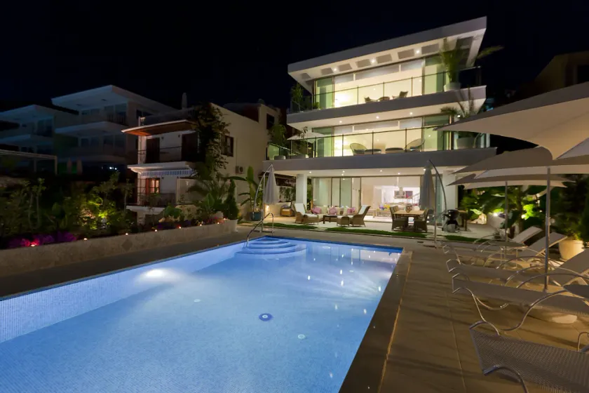 Listed as one of 50 best villas in Europe by The Sunday Times Magazine - Image 1