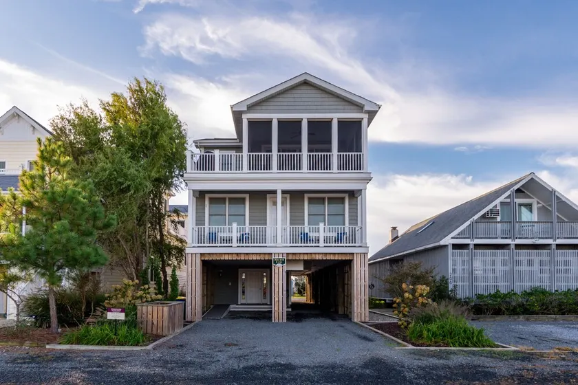 GORGEOUS 7 BR HOME IN 2ND OCEAN BLOCK - 204 Fourth Street, Bethany Beach - Image 1