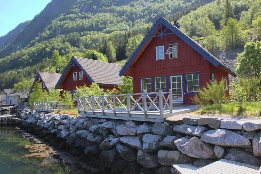 Traum Ferienhaus Direkt am Maurangerfjord, Inkl. 25 PS Motorboot mit Steuerstand - Image 1
