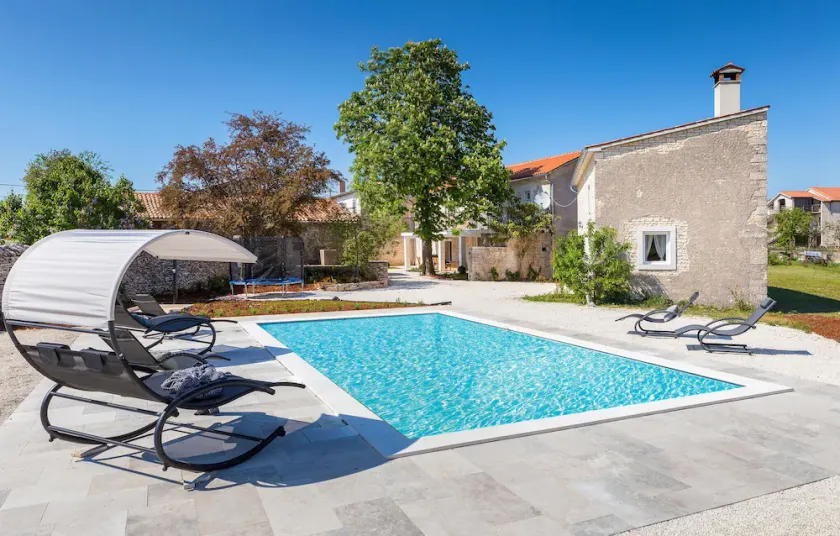 Awesome Home In Modrusani - Image 1