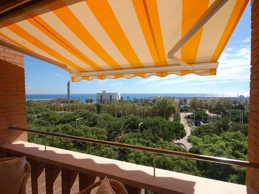 Lets Holidays Apartment Sea Views in Barcelona - Image 1