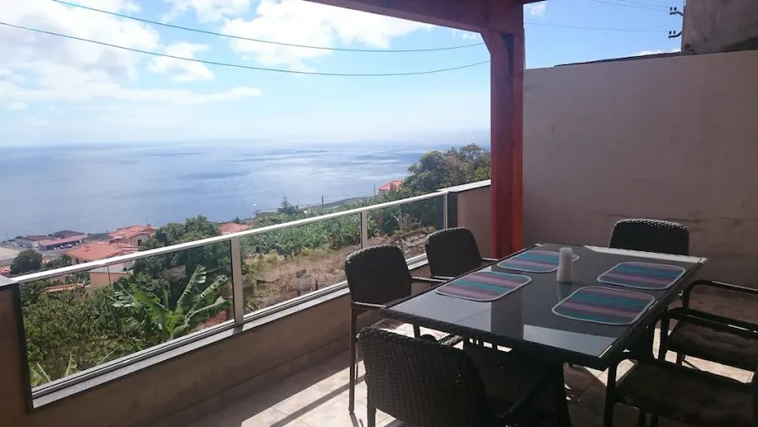 Villa con 2 camere da letto, Santa Cruz, Madeira, Portogallo - Image 1