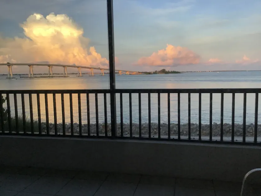 Beautiful Views Just Steps to the gulf! - Image 1