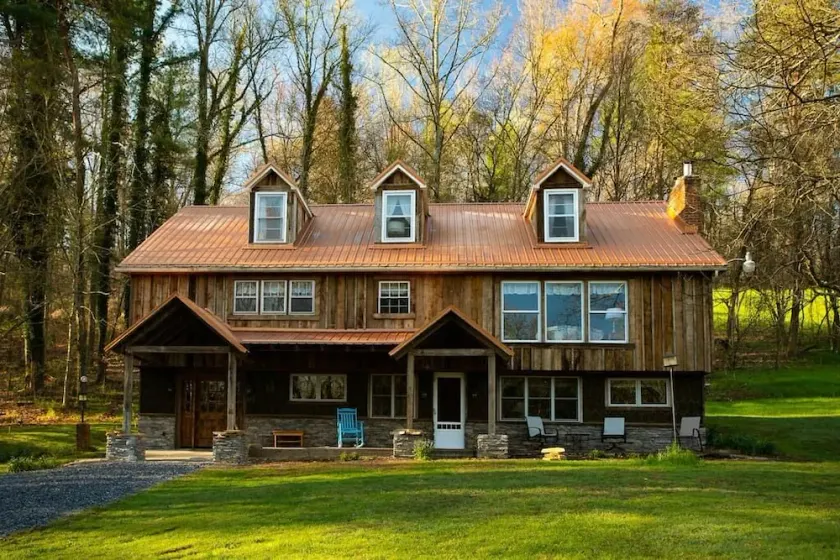 Hatch | Fishing Lodge on the South Holston River - Image 1
