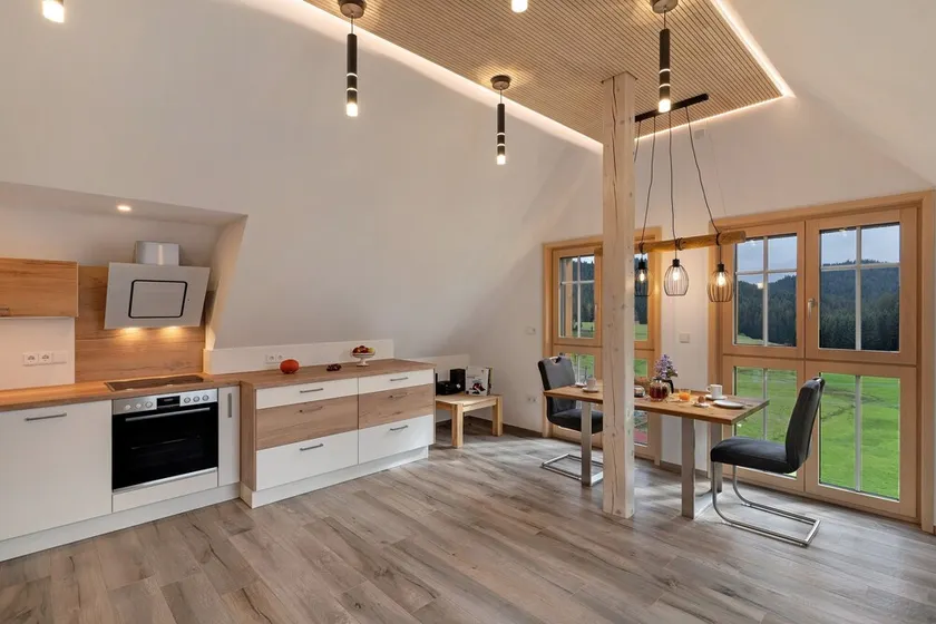 Appartamento 'Falkennest' con vista sulle montagne, giardino in comune e Wi-Fi - Image 1