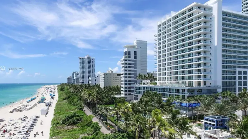 Fontainebleau Sorrento Oceanfront Junior Suite - Image 1