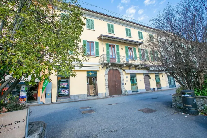 Apt. Gabriella: Studio in the Centre of Laveno - Happy Rentals - Image 1