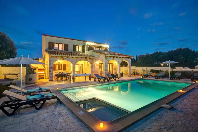Villa Mares by Villa Plus - Image 1