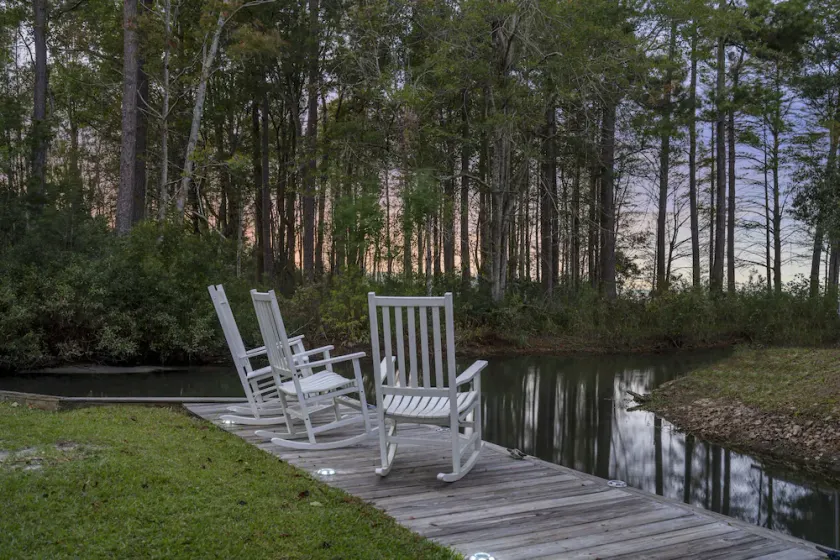 Location de vacances au bord du lac avec débarcadère privé! - Image 1