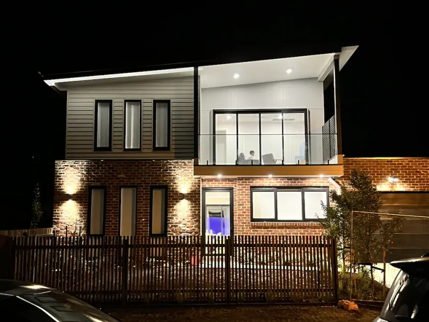 Brand new family beach house, 150m from shops & beach with pool! - Image 1