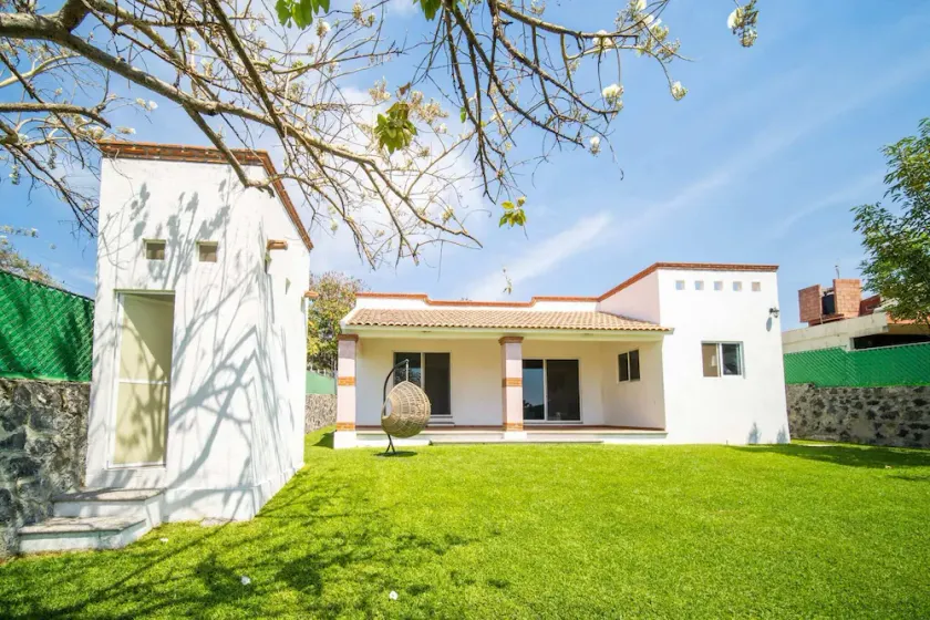 3BR Casa familiar con alberca y asador en Oaxtepec - Image 1