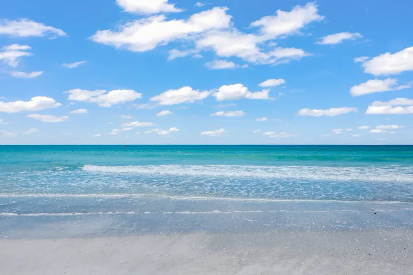 Kingston Arms On Lido Key 1BR - Image 1