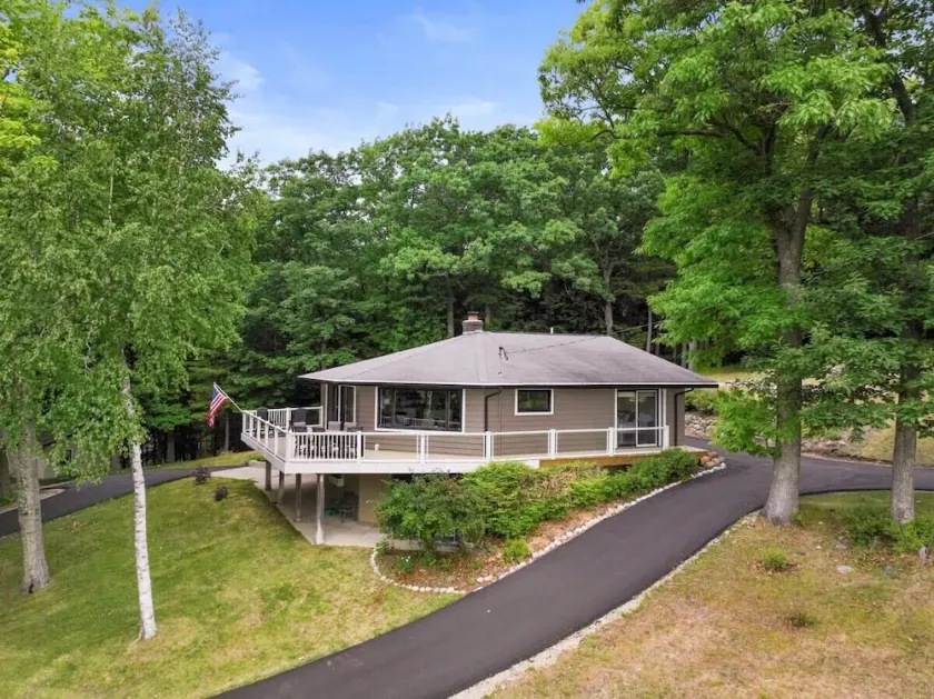 Glen Lake Ridge - Image 1