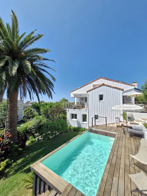 Very pretty 4* listed wooden house in Biarritz with swimming pool - Image 1