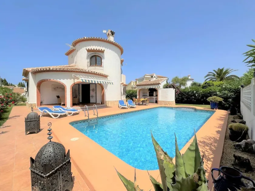T-0819, Villa Sueños, beautiful villa with mediterranean garden - Image 1