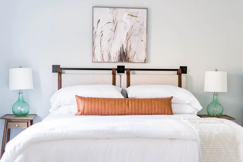 Sea Salt Cottage: Your Tranquil Getaway 3 min to beach - Image 1