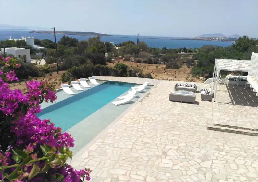 Stylish seaside private villa with pool, 1min from Mikri Santa sandy beach! - Image 1