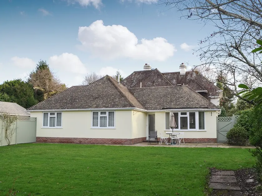 The Cottage At Boscobel - Image 1