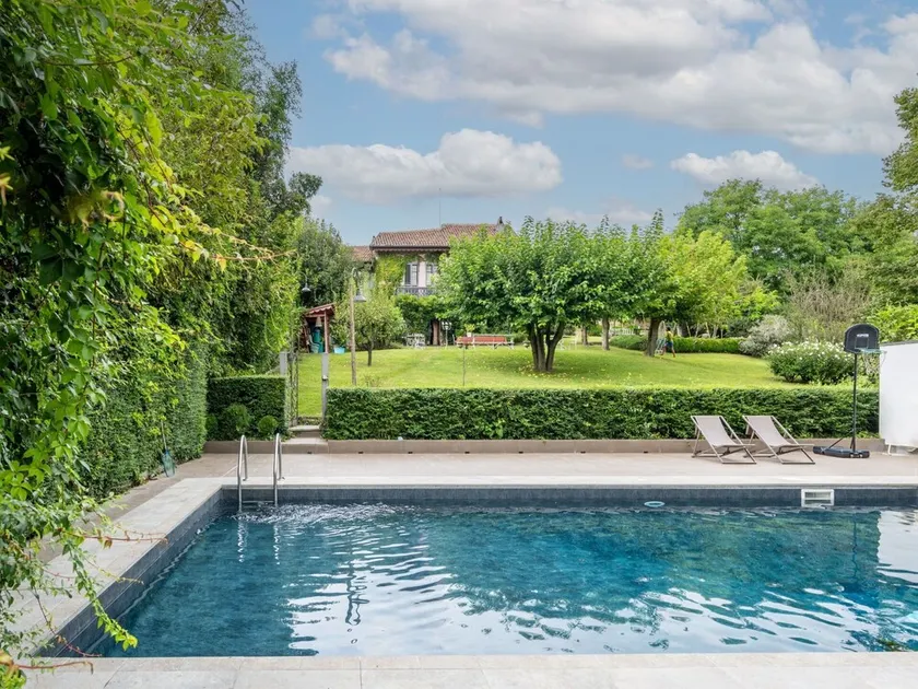 Vacation Home i Turin med 3 sovrum som kan rymma 12 - Image 1