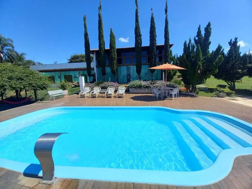 Smuk, sofistikeret villa, 450 m2, fantastisk udsigt over bjergene. - Image 1